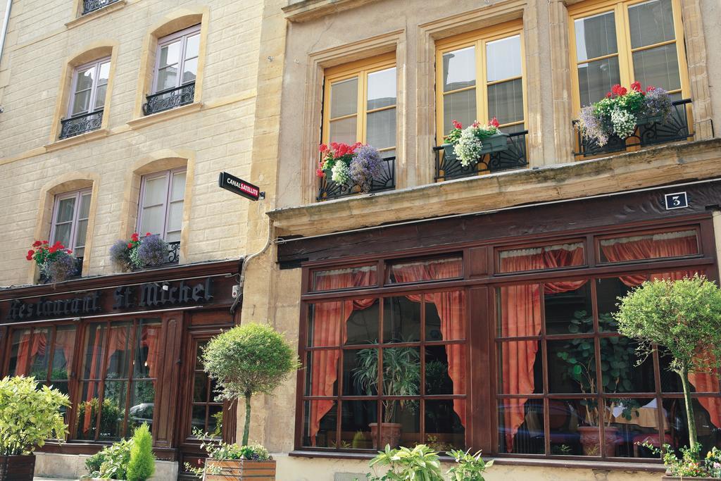 Hotel Le Saint Michel Sedán Exterior foto